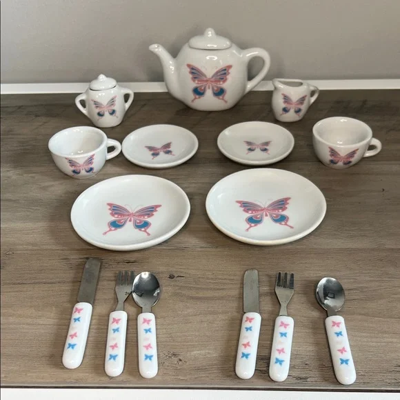 Vintage Porcelain Tea Sets Wicker Picnic Basket Kids Tea Party - Picture 4 of 8